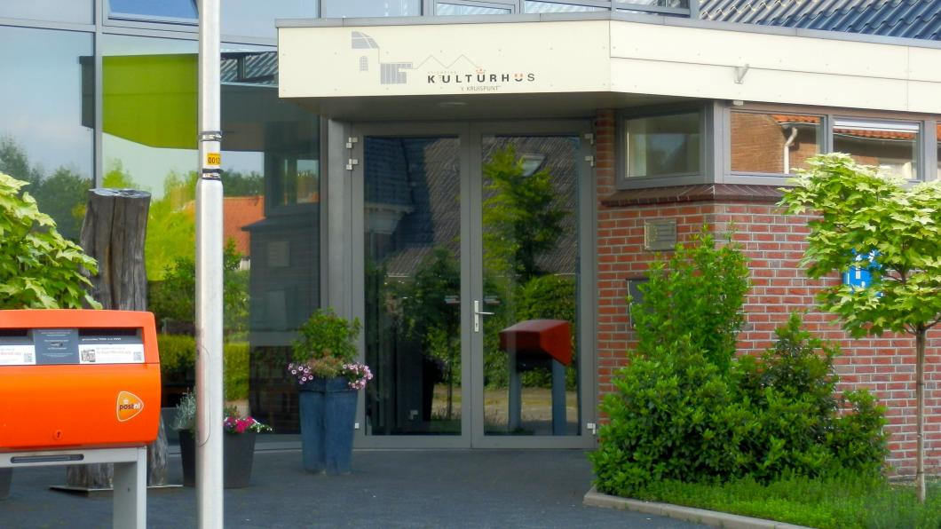 Kulturhus Laren.jpg