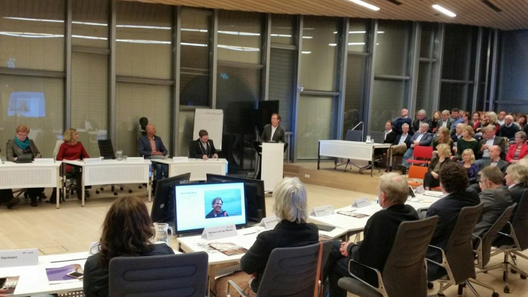 Afscheidsspeech Tonnie Tekelenburg in de Gemeenteraad van Lochem Tonnie 2 - geschaald.jpg
