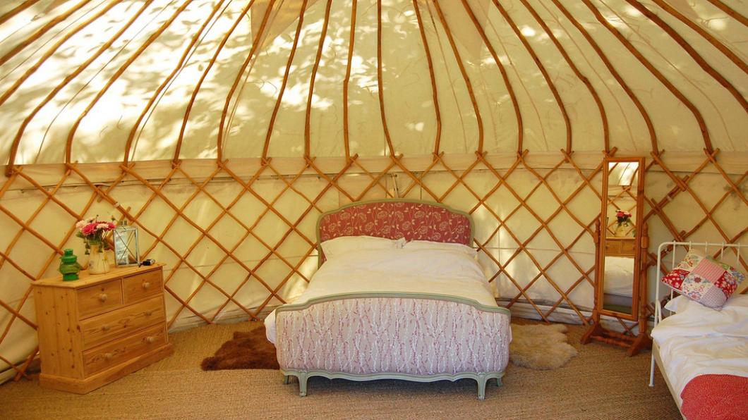 Yurt3.jpg